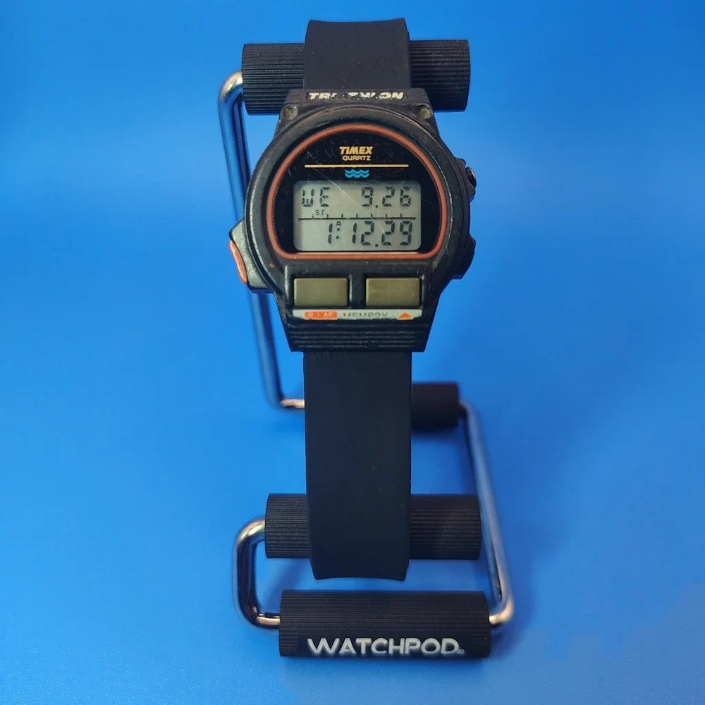 Vintage 1987 Timex Triathlon Memory 851A 35mm‎ Mens Retro Digital Sport Watch